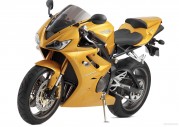 Triumph Daytona 675